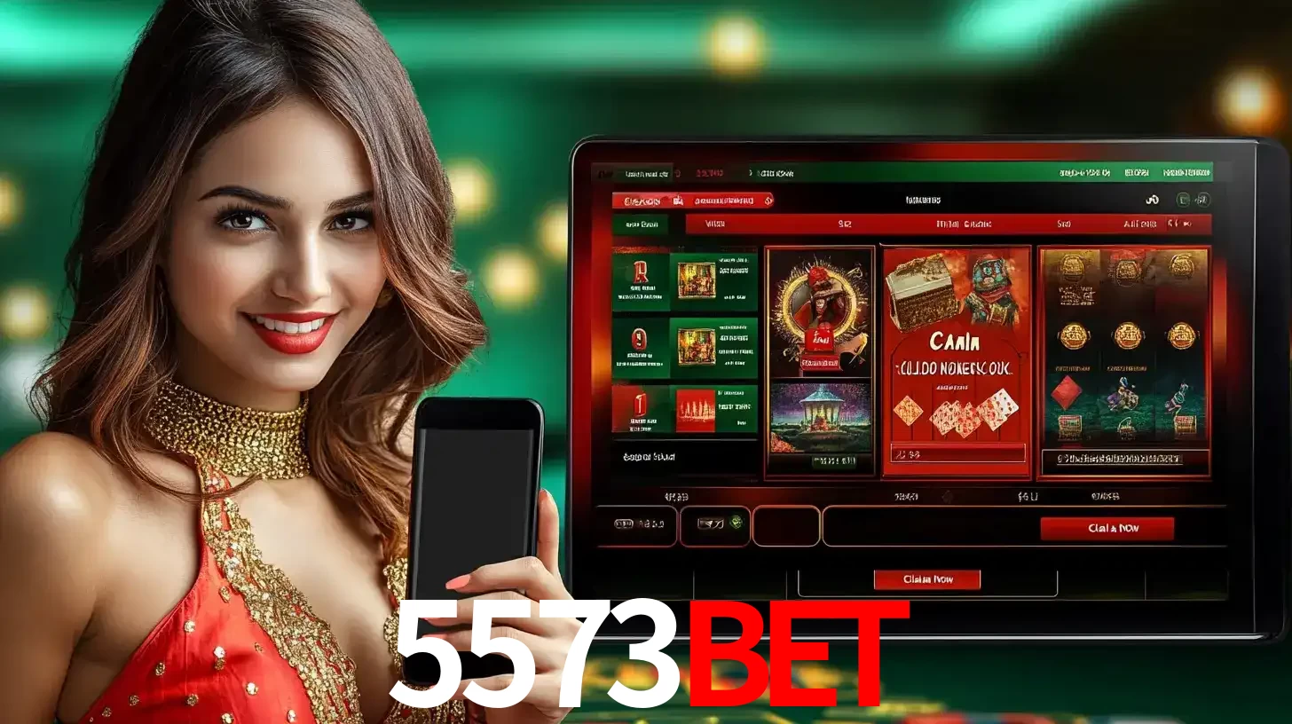 Mulher sorridente segurando um smartphone, ao lado de uma tela exibindo o lobby de jogos do cassino online 5573bet, com várias opções de jogos de cartas e slots.